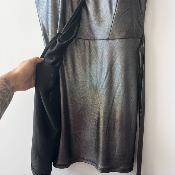 Jump Apparel Metallic Wrap Mini Dress Size 7/8 - Picture 4 of 10